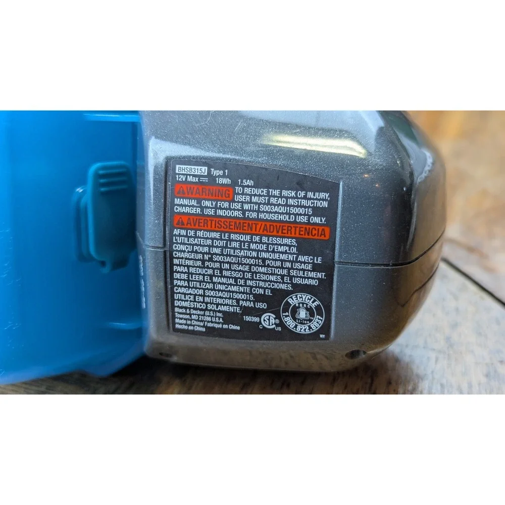 Black + Decker Spillbuster Handheld Vacuum Cordless‎ BHSB315J TESTED No Charger